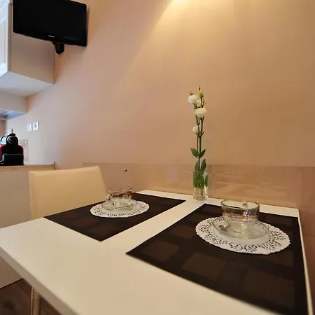 Rim Rooms Pensión Roma